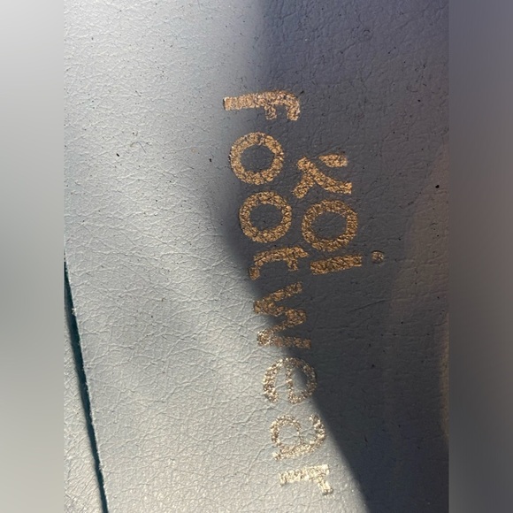 Koi Footwear Light Blue Platform Mary Janes, Size 3/36, Vegan Suede, Buckle - Picture 5 of 7